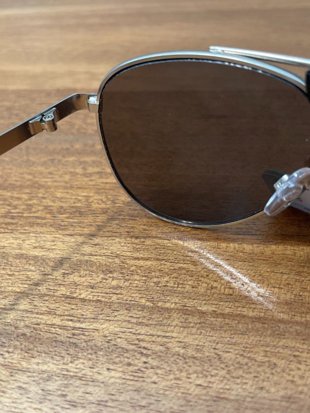 NWT Foster Grant Modern Men's Silver Aviator Sunglasses, Summer travel, beach - Picture 10 of 14